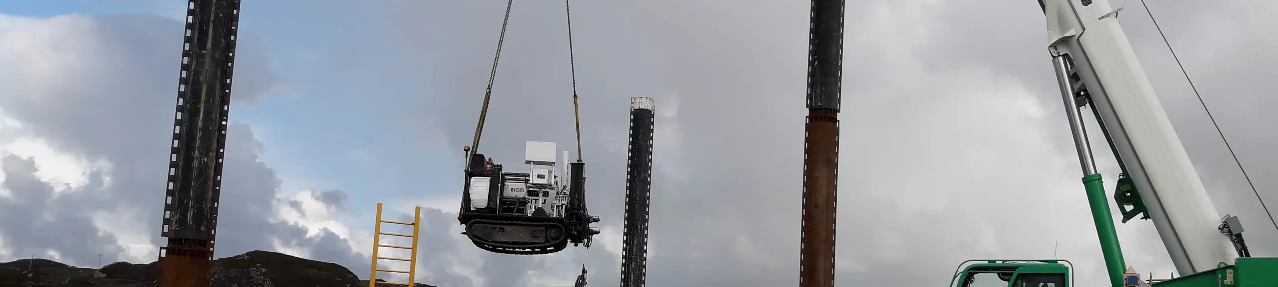 CPT rig craned onto position